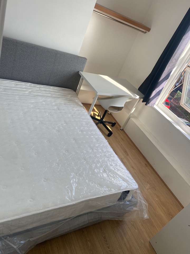 Additional image 5 of Room in a Shared House, Trelawn St, LS6, N1 7GU