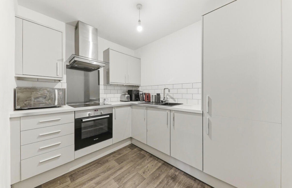 Additional image 9 of 2 Bed Flat, Mansion View, LS7, N1 7GU