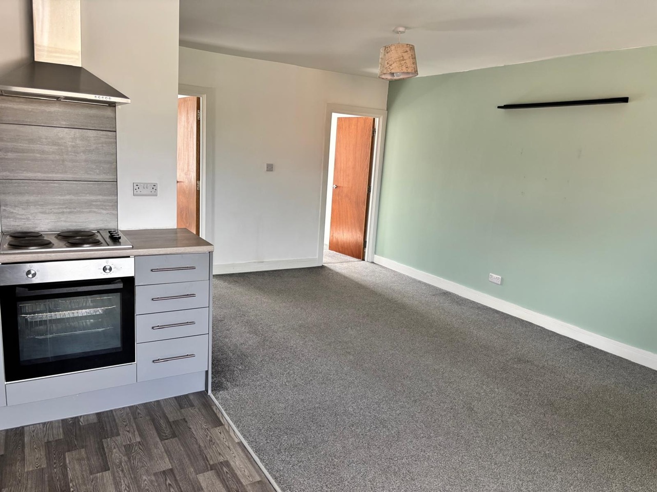 Rotherham - 2 Bed Flat, Acorn Croft, S61 - To Rent Now for £695.00 p/m