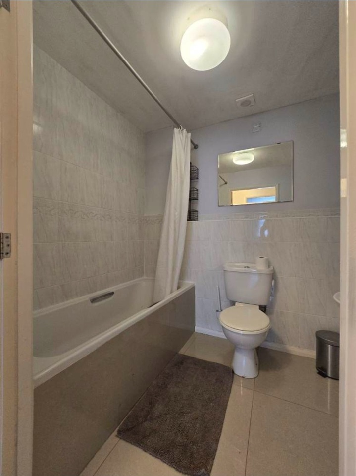 Additional image 7 of 2 Bed Flat, Pipkin Court, CV1, N1 7GU