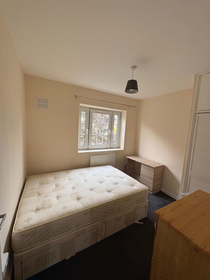 Room in a Shared Flat, Batson House, E1, N1 7GU
