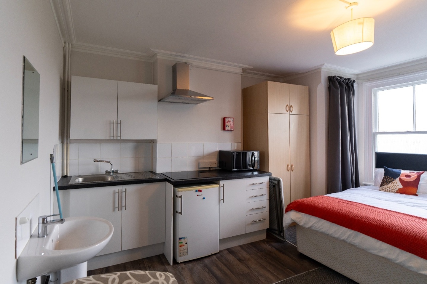 Additional image 2 of Studio Flat, Morgan Road, RG1, N1 7GU