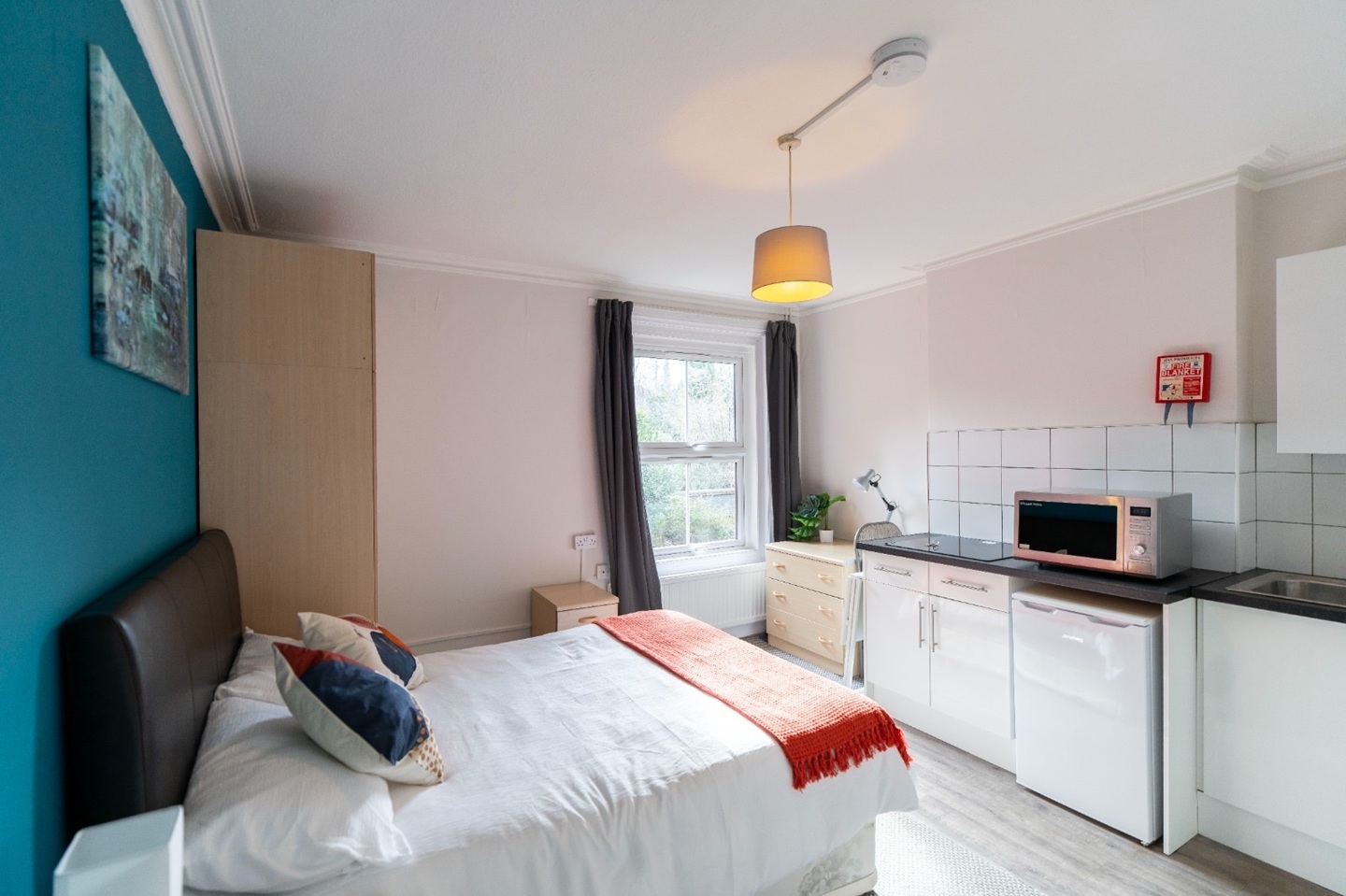 Additional image 7 of Studio Flat, Morgan Road, RG1, N1 7GU