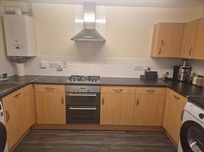 Room in a Shared House, Kestrel Grove, NG15