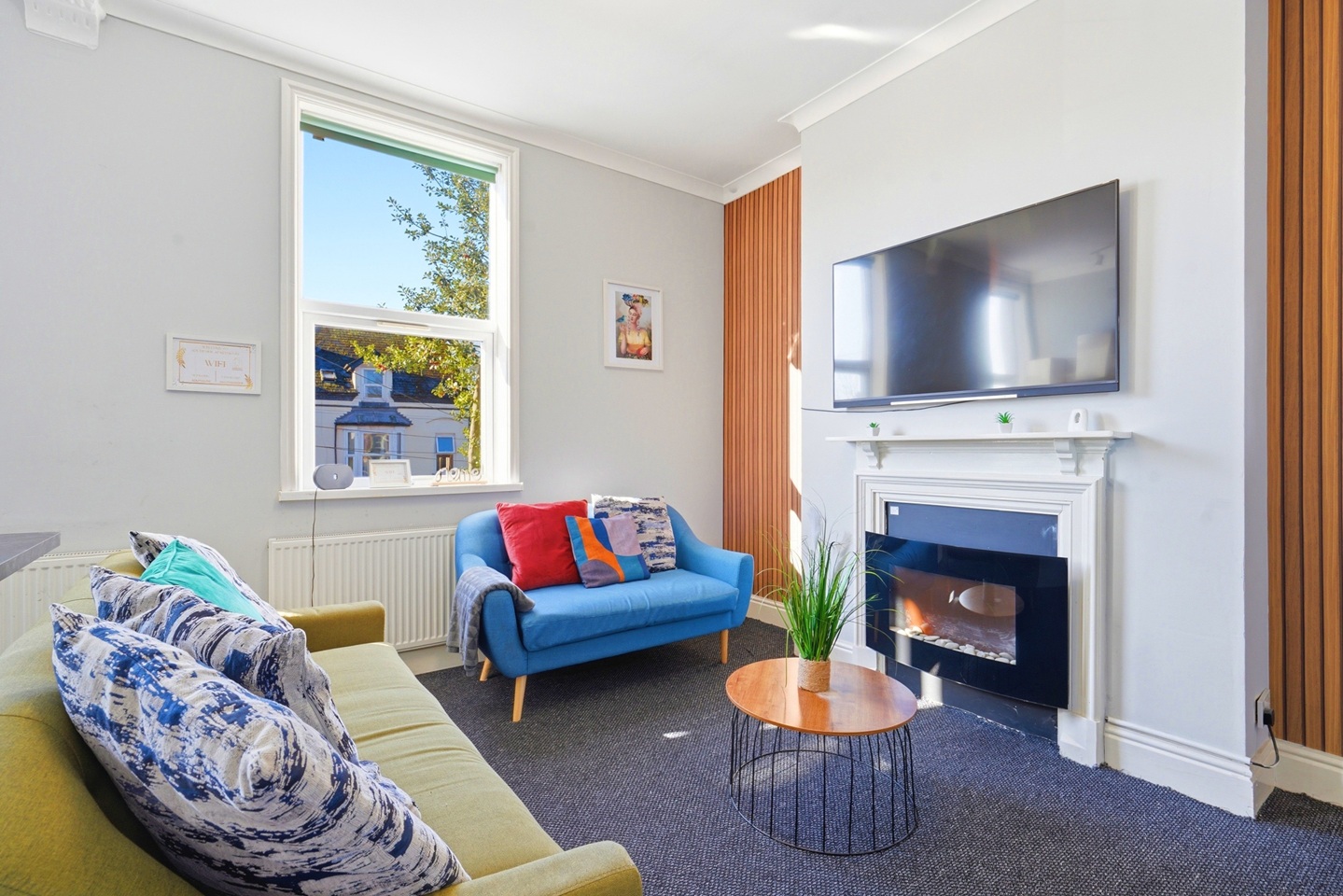 3 Bed Detached House, South Road, B18, N1 7GU