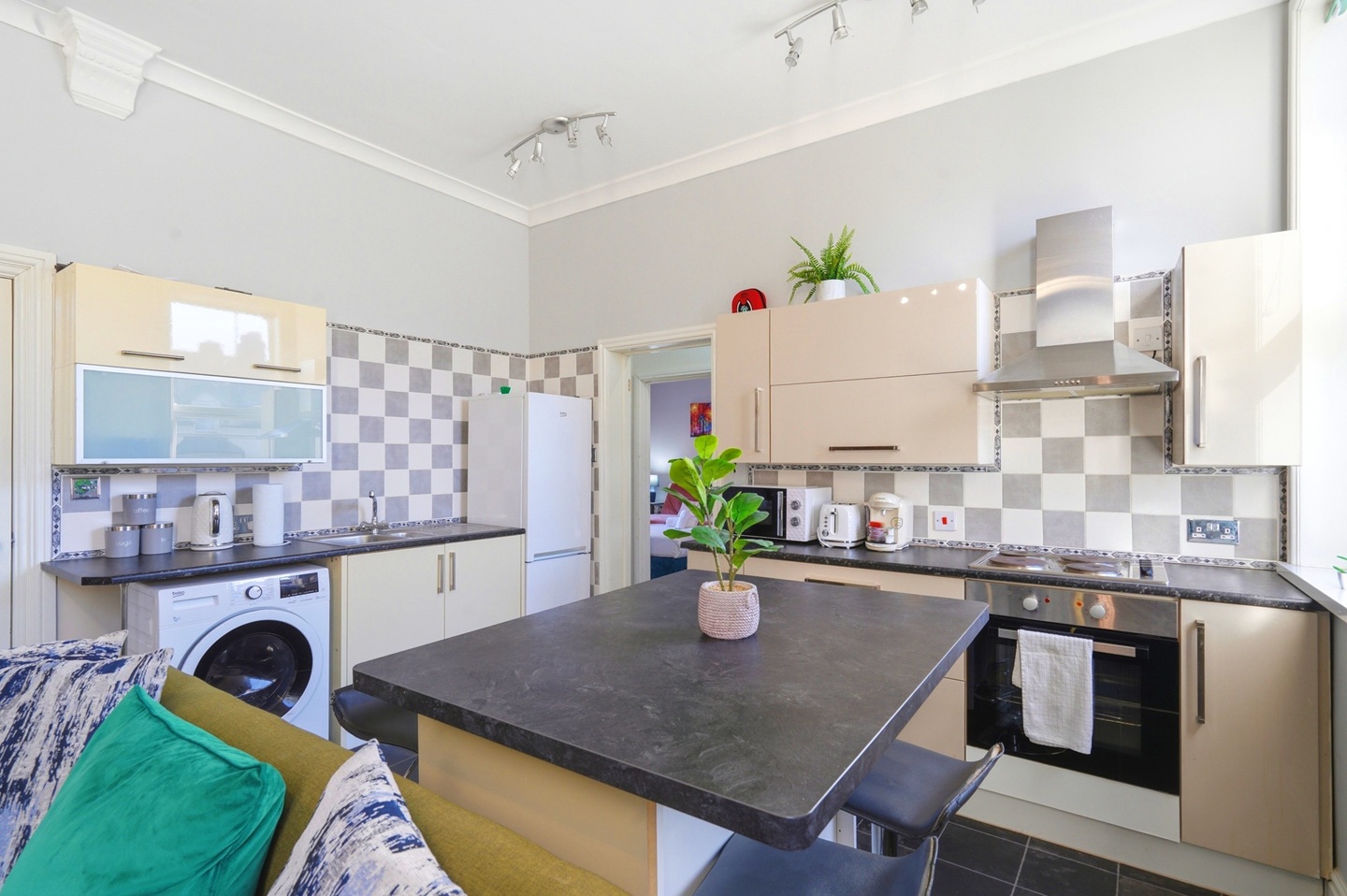 Additional image 19 of 3 Bed Detached House, South Road, B18, N1 7GU