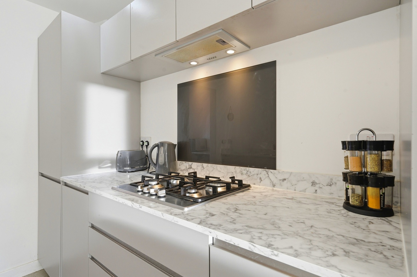 Additional image 12 of 6 Bed Semi-Detached House, Collingbourne Avenue, B36, N1 7GU