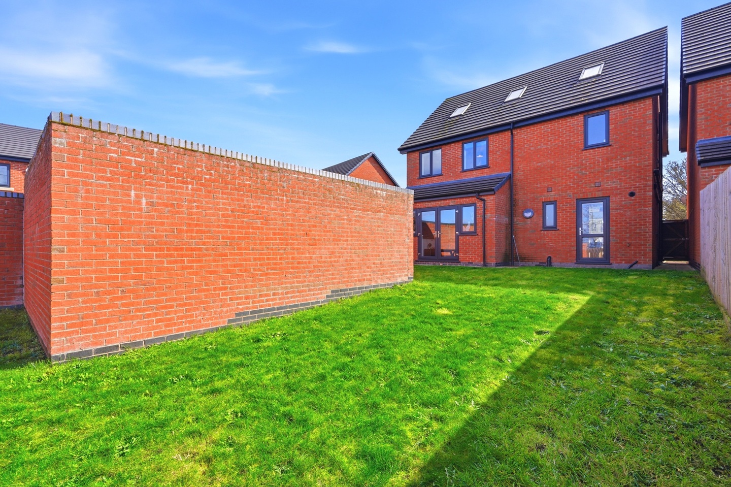 Additional image 21 of 6 Bed Semi-Detached House, Collingbourne Avenue, B36, N1 7GU