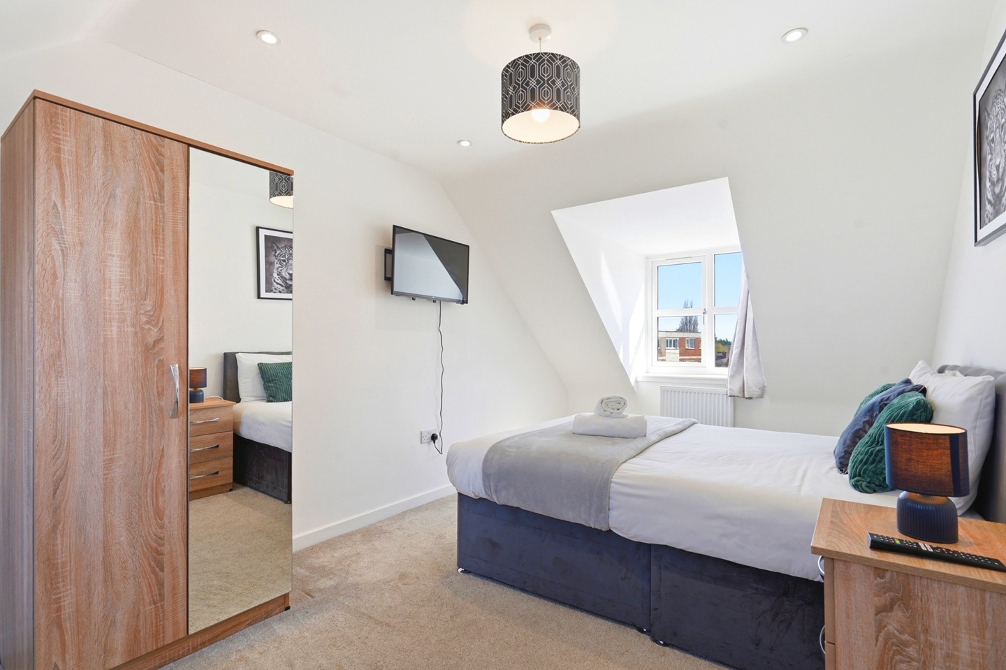 Additional image 37 of 6 Bed Semi-Detached House, Collingbourne Avenue, B36, N1 7GU