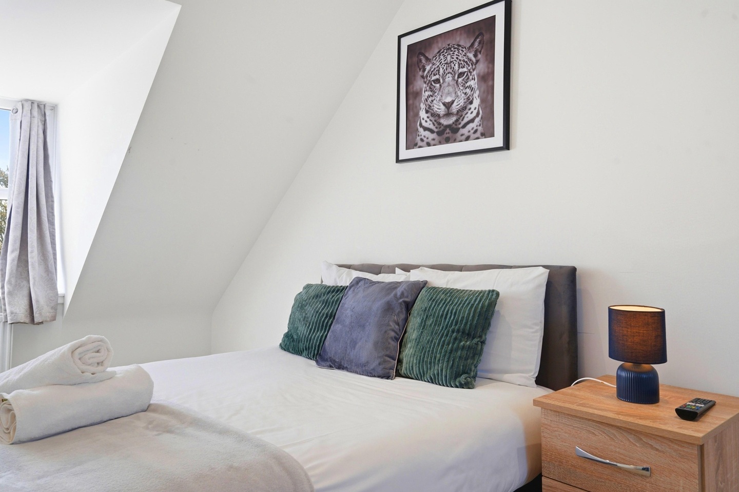 Additional image 39 of 6 Bed Semi-Detached House, Collingbourne Avenue, B36, N1 7GU