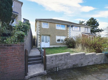 3 Bed Semi-Detached House, Gainsborough Road, NP22