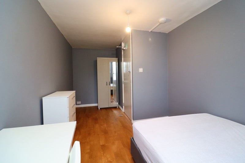 Additional image 9 of Room in a Shared Flat, Notting Hill Gate Station, W11, N1 7GU