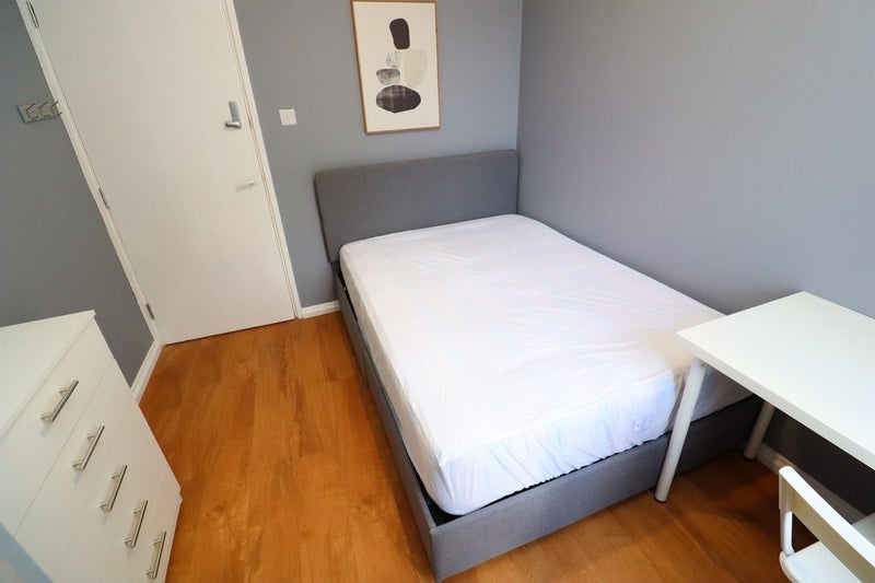 Additional image 10 of Room in a Shared Flat, Notting Hill Gate Station, W11, N1 7GU