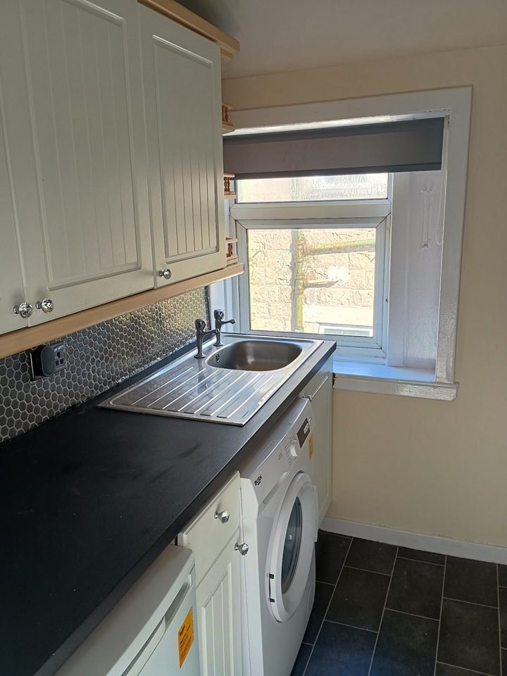 Additional image 5 of 2 Bed Flat, Croftwood Avenue, G44, N1 7GU