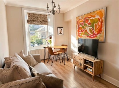 1 Bed Flat, High St, EH49