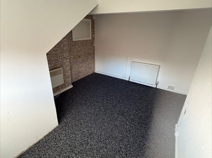 3 Bed Terraced House, Woodview St, LS11