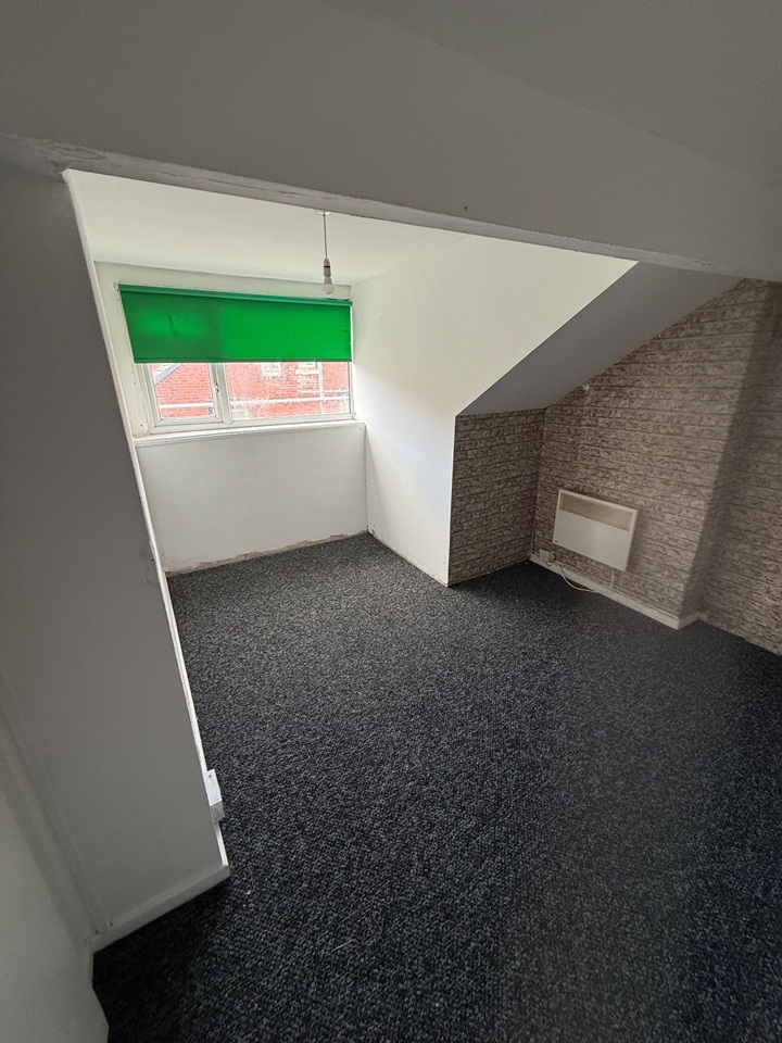 Additional image 3 of 3 Bed Terraced House, Woodview St, LS11, N1 7GU