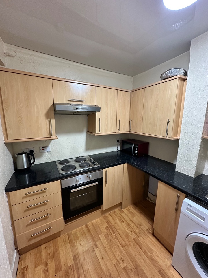 Additional image 2 of 3 Bed Flat, Bentinck St, G3, N1 7GU
