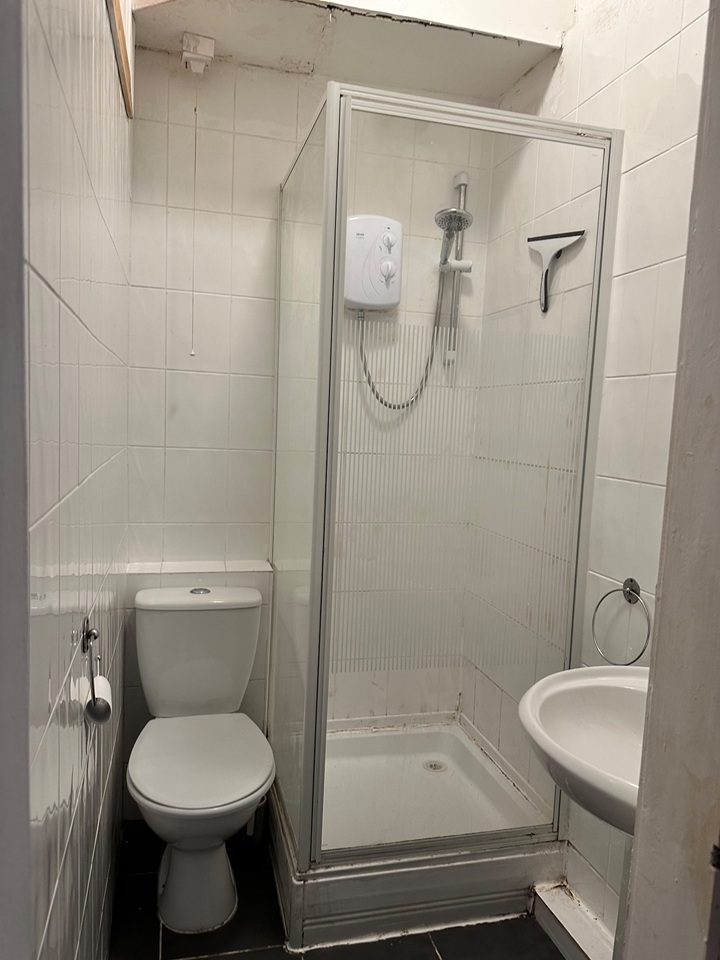 Additional image 6 of 3 Bed Flat, Bentinck St, G3, N1 7GU