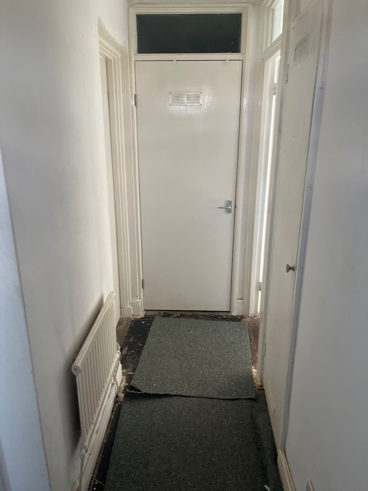 Additional image 4 of 1 Bed Flat, New Place Square, SE16, N1 7GU