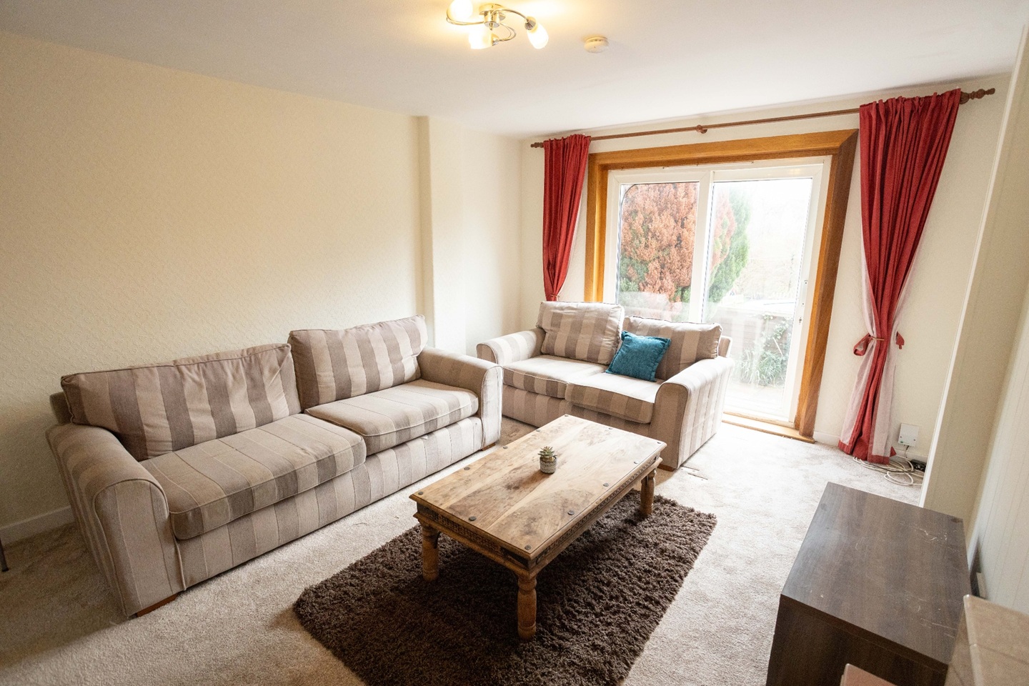 2 Bed Flat, Burnhead Crescent, EH16, N1 7GU