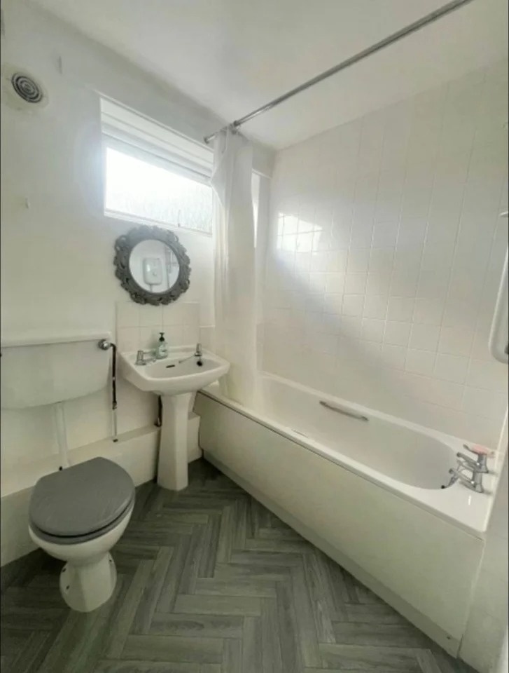 Additional image 6 of Room in a Shared House, Stockport Road, M12, N1 7GU