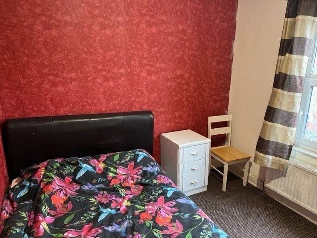 Additional image 7 of Room in a Shared House, Tarnbrook Walk, M15, N1 7GU
