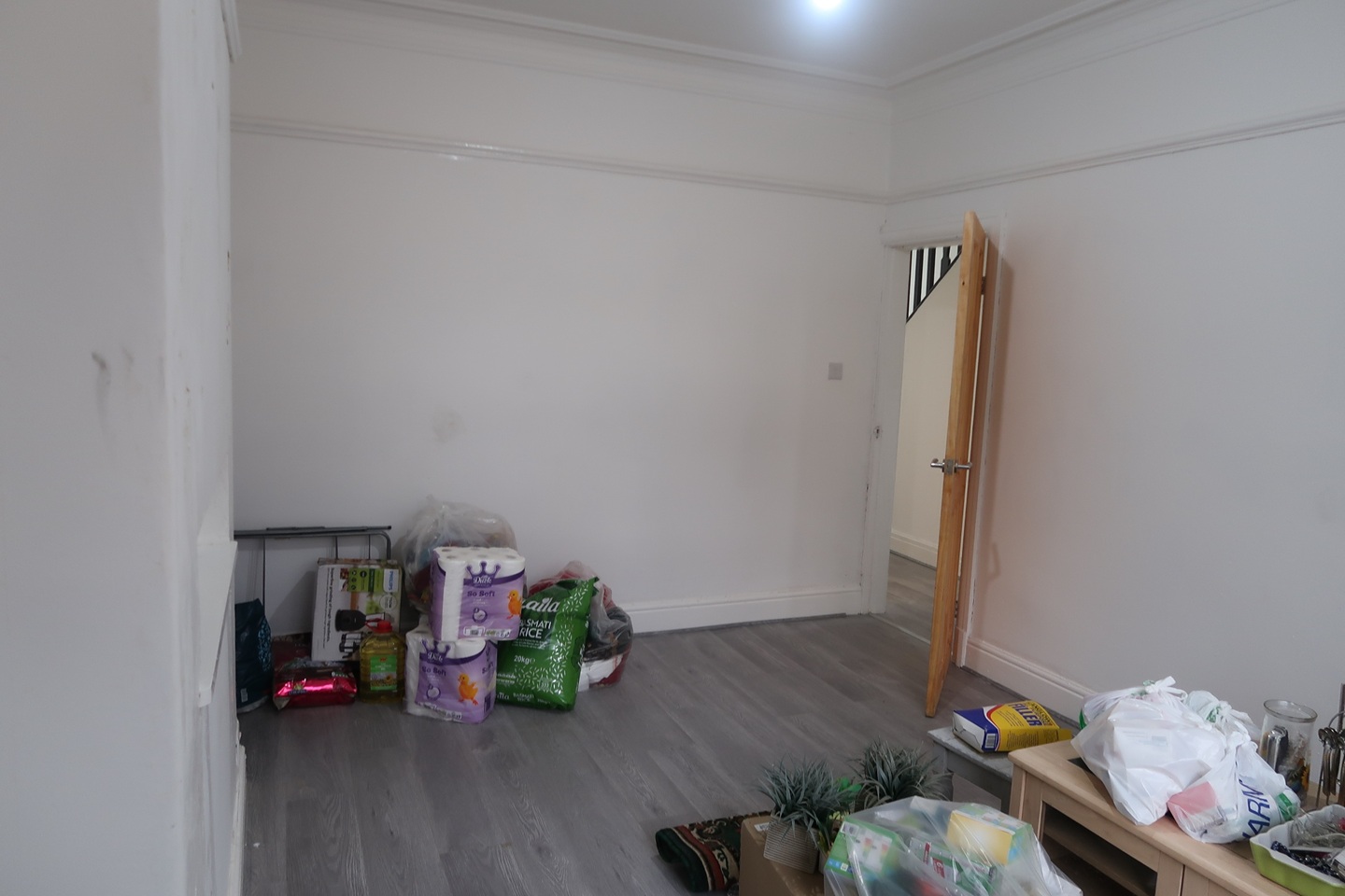 Additional image 5 of 3 Bed Semi-Detached House, Fairview Avenue, M19, N1 7GU