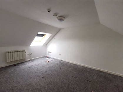 1 Bed Flat, High St, DN5