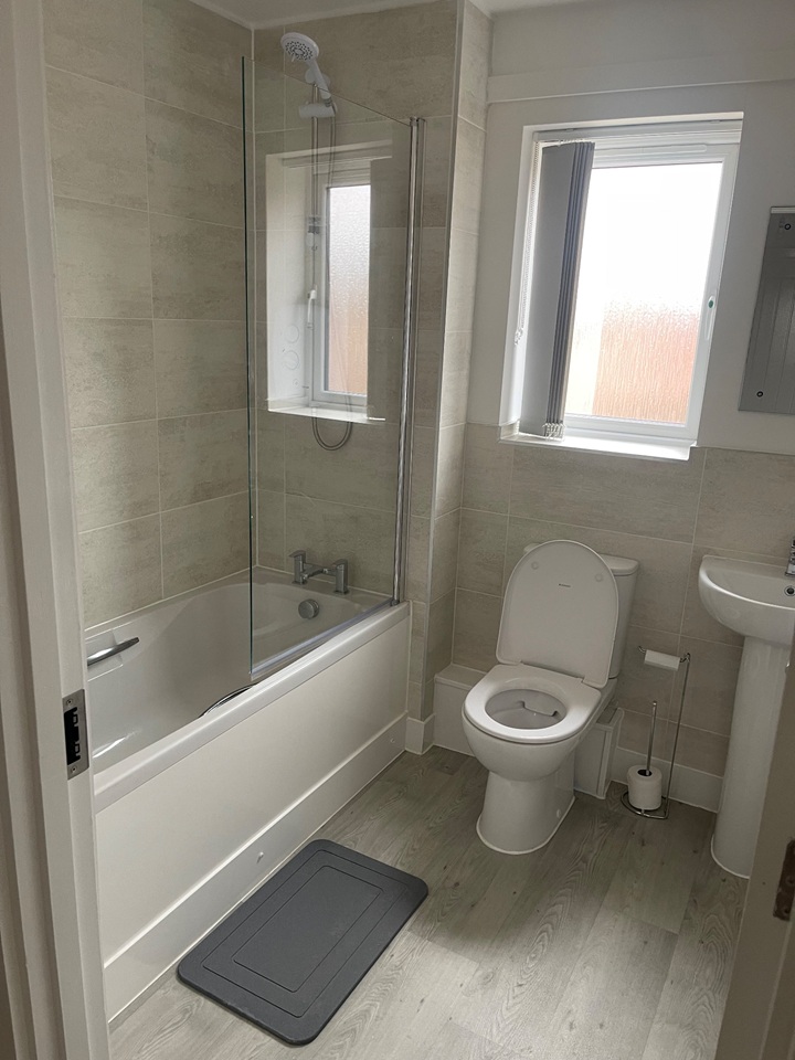 Additional image 4 of 3 Bed Semi-Detached House, Brigham St, M11, N1 7GU