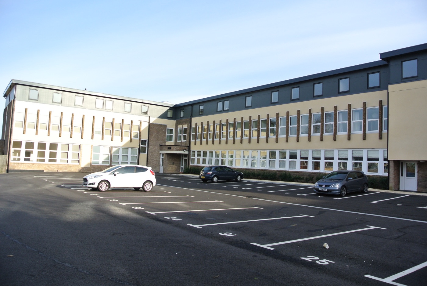 Witham - 1 Bed Flat, Crittall Road, CM8 - To Rent Now for £950.00 p/m