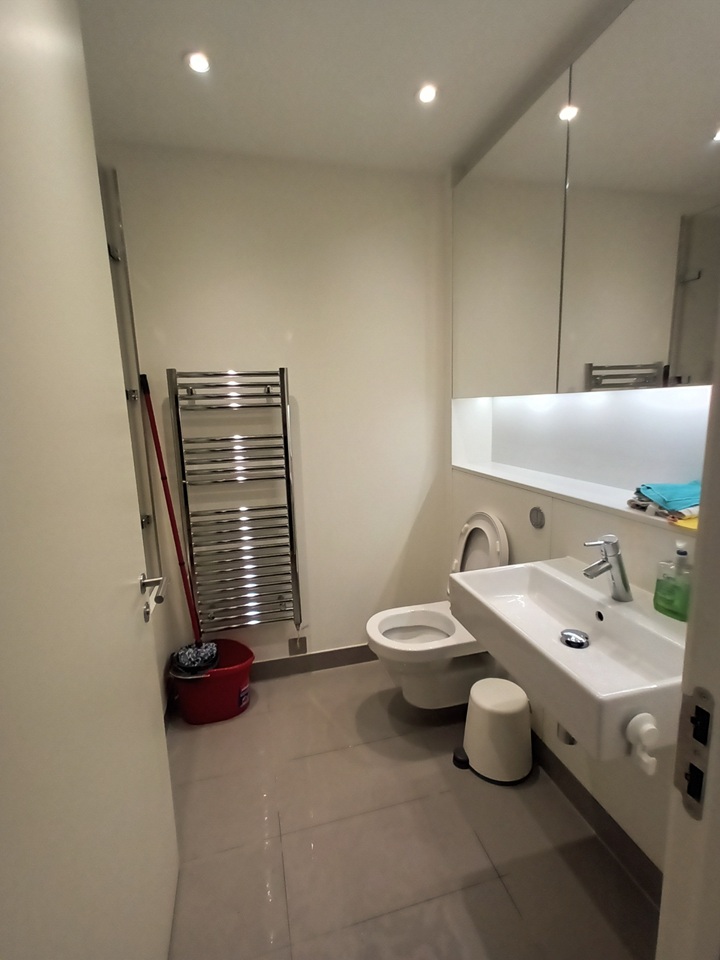 Additional image 8 of 1 Bed Flat, Simpson Loan, EH3, N1 7GU