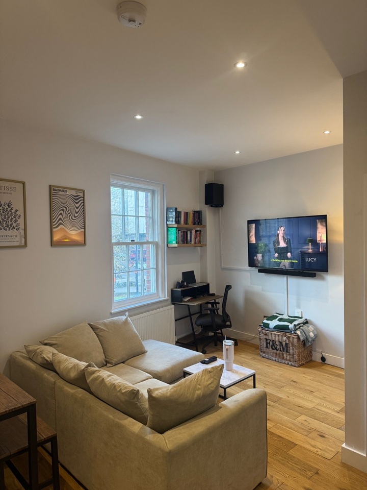 1 Bed Flat, Newfoundland Court, BS2, N1 7GU