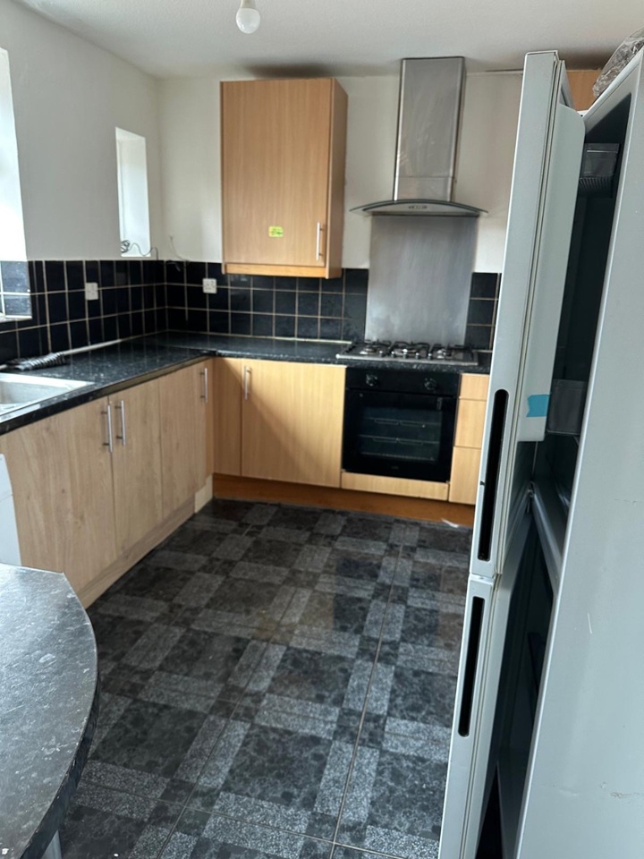 Additional image 13 of 3 Bed Semi-Detached House, Vale Street, M11, N1 7GU