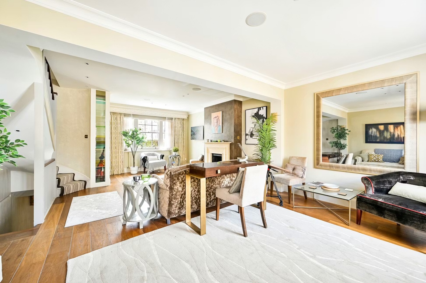 Additional image 3 of 2 Bed Flat, Markham St, SW3, N1 7GU