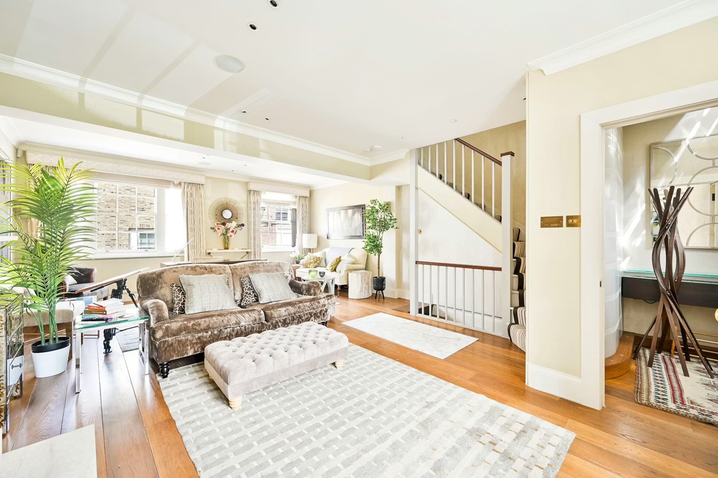 Additional image 4 of 2 Bed Flat, Markham St, SW3, N1 7GU