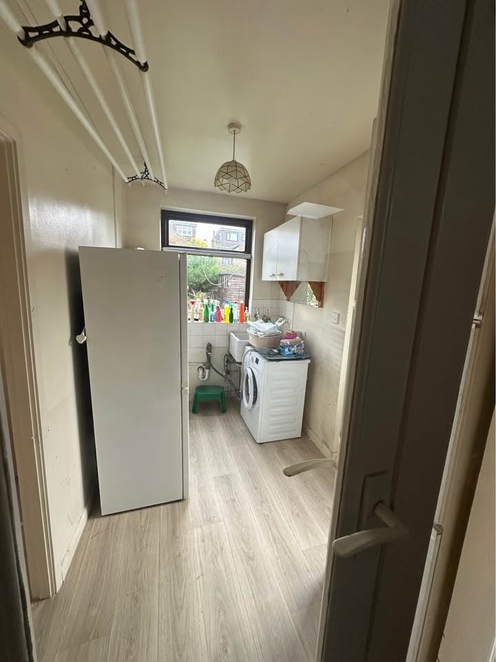 Additional image 5 of Room in a Shared House, Kept Private, IG1, N1 7GU