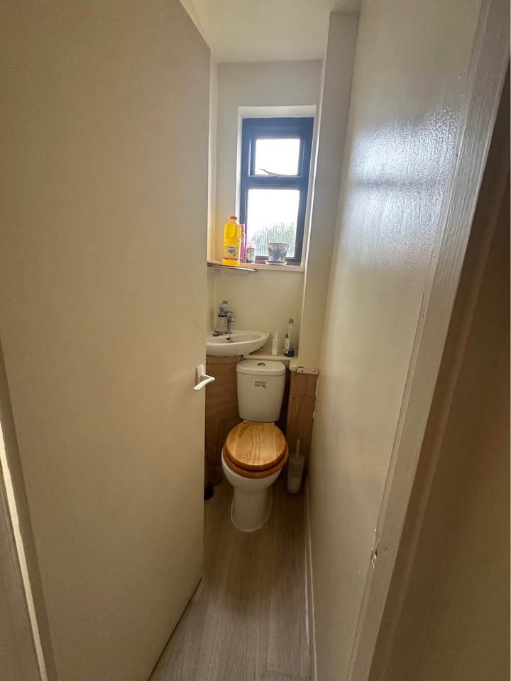 Additional image 9 of Room in a Shared House, Kept Private, IG1, N1 7GU