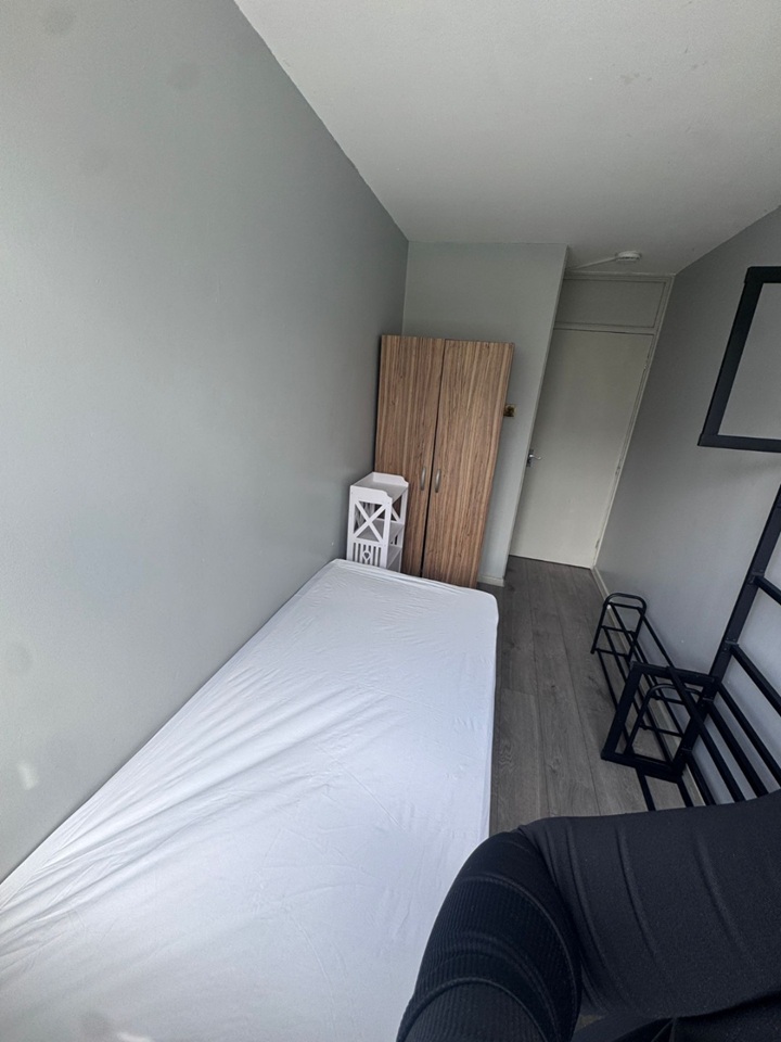 Room in a Shared Flat, Clark St, E1, N1 7GU