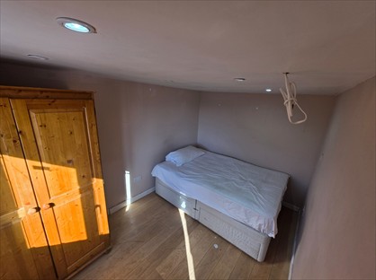 5 Bed Terraced House, Trent Road, SL3