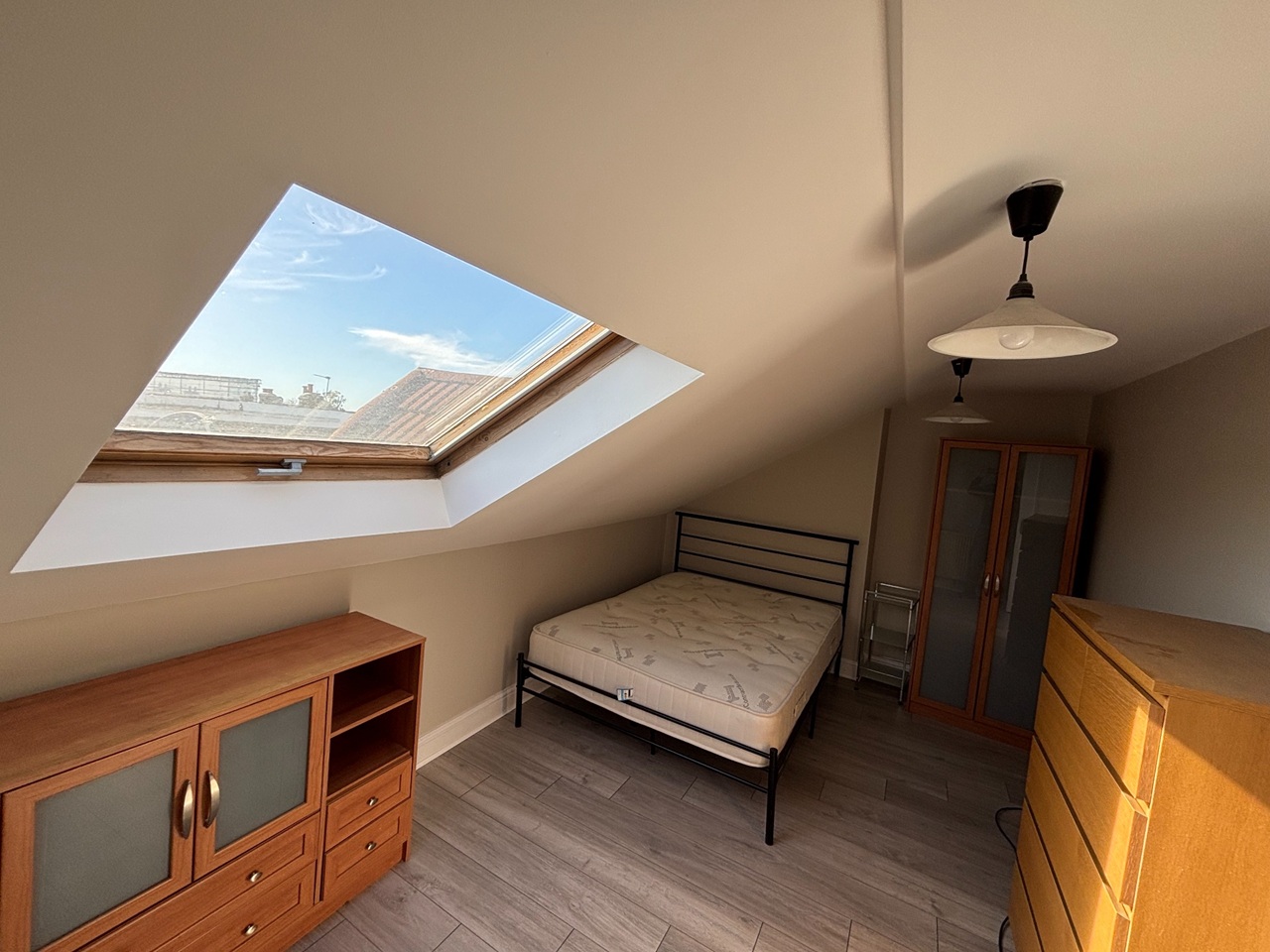 Additional image 7 of 2 Bed Flat, North Street, SW4, N1 7GU