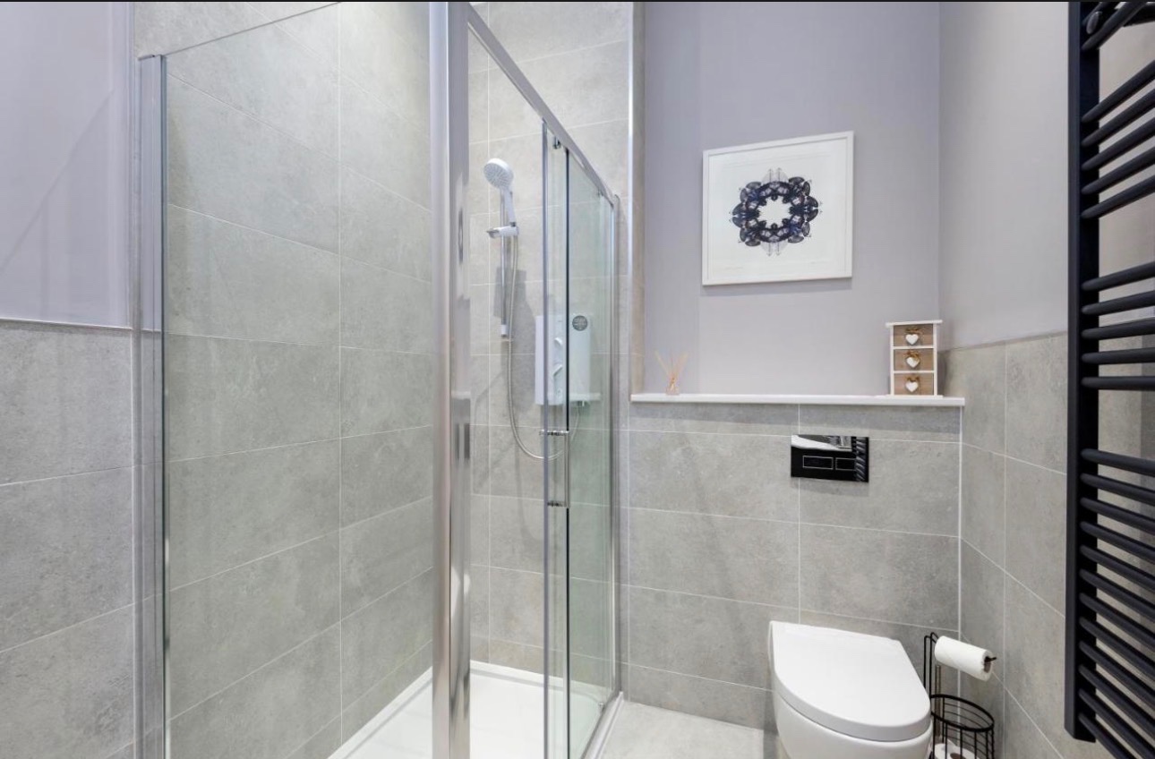 Additional image 10 of Studio Flat, George St, EH2, N1 7GU