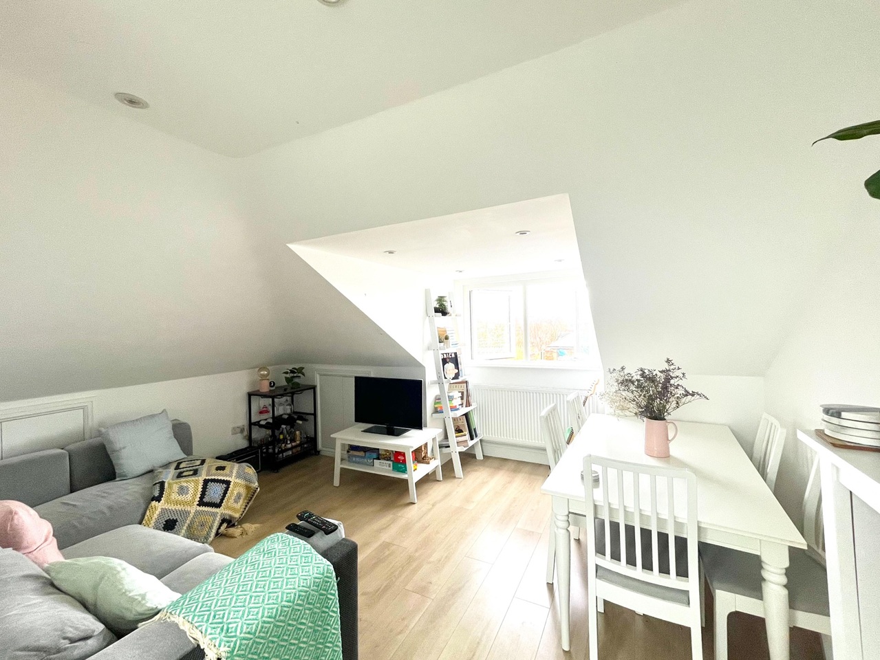3 Bed Maisonette, West End Lane, NW6, N1 7GU