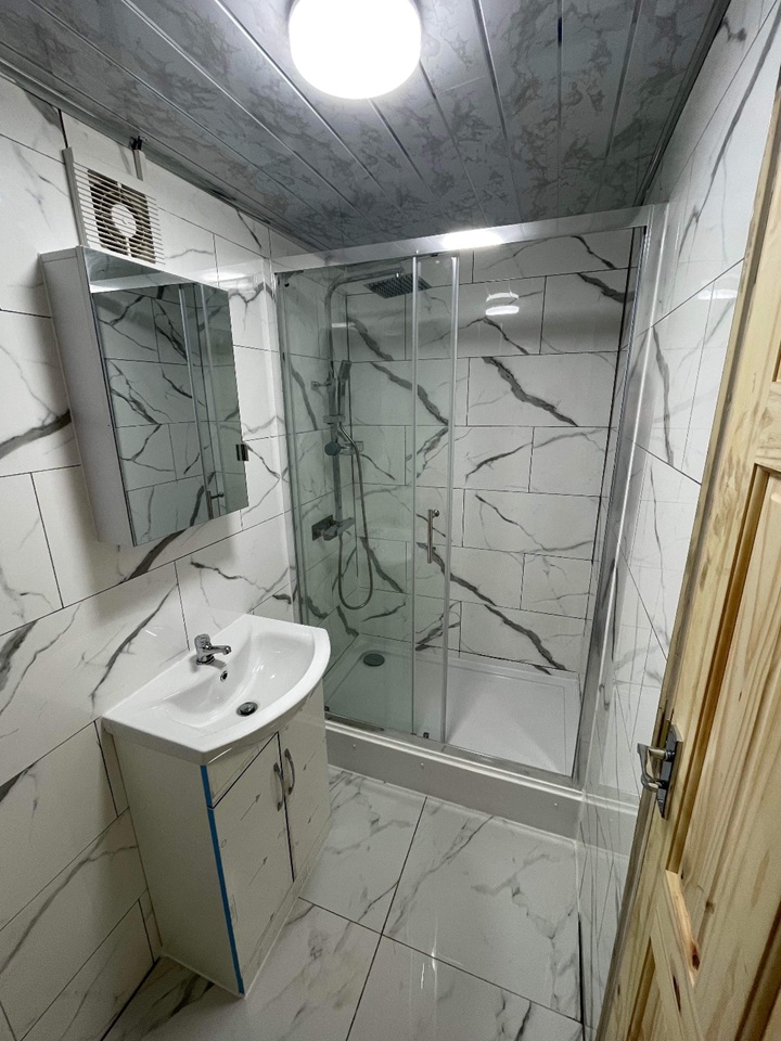 Additional image 3 of Studio Flat, Manchester, M14, N1 7GU