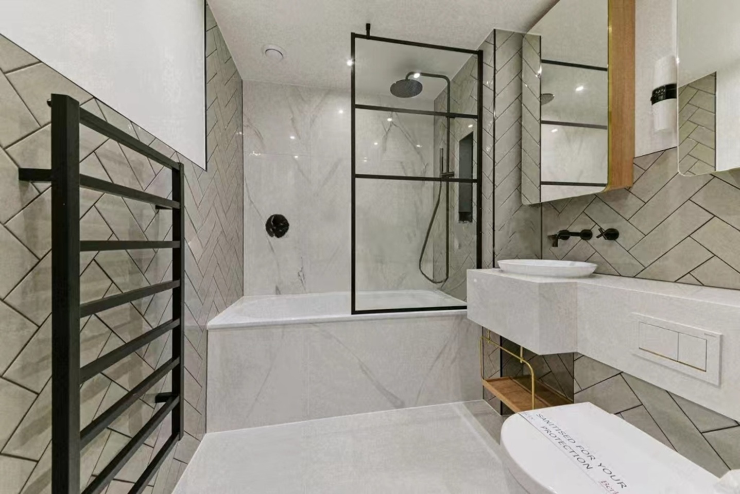 Additional image 4 of 2 Bed Flat, Carrara Tower, EC1V, N1 7GU