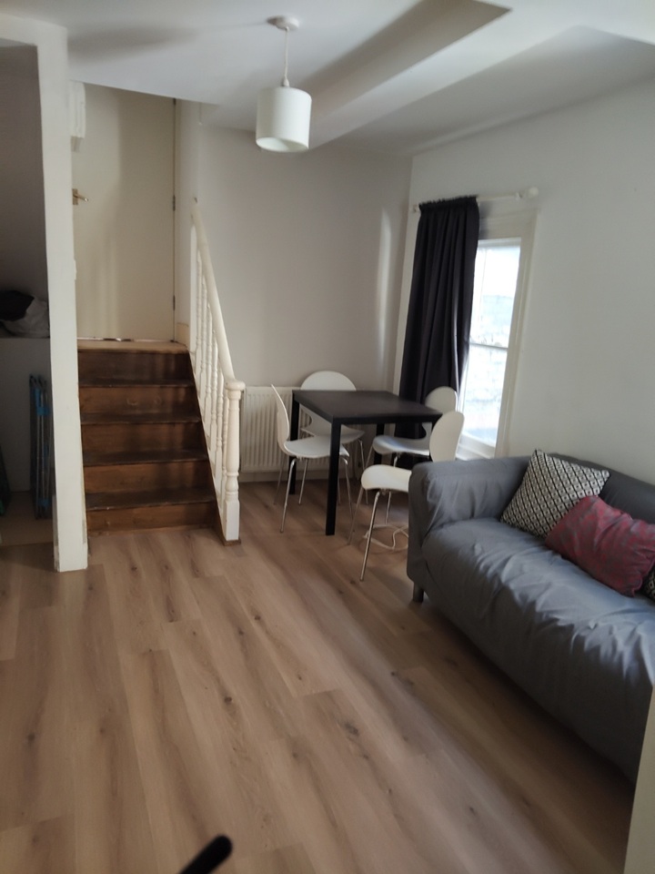 2 Bed Flat, Landor Road, SW9, N1 7GU