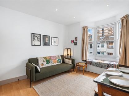 2 Bed Maisonette, Livingstone Road, BN3