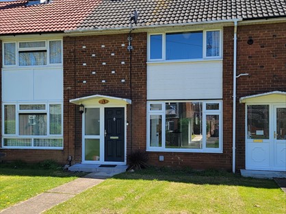 2 Bed Terraced House, Clopton Green, SS14