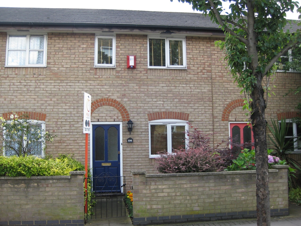 Additional image 3 of 2 Bed Terraced House, Bishops Way, E2, N1 7GU