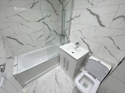 2 Bed Flat, Desborough Court, SE25